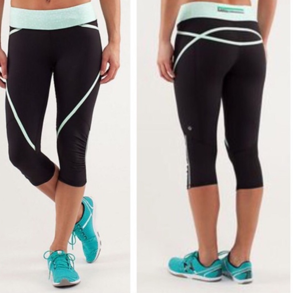 Lululemon pace crop